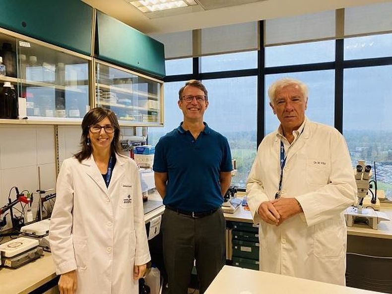 De izq. a der.:&nbsp;Los investigadores Florencia Coronel, Pablo Brumovsky y Marcelo Villar.