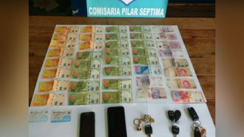 Parte de lo incautado a los asaltantes..