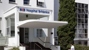 El hombre golpeado fue llevado al Hospital Británico.