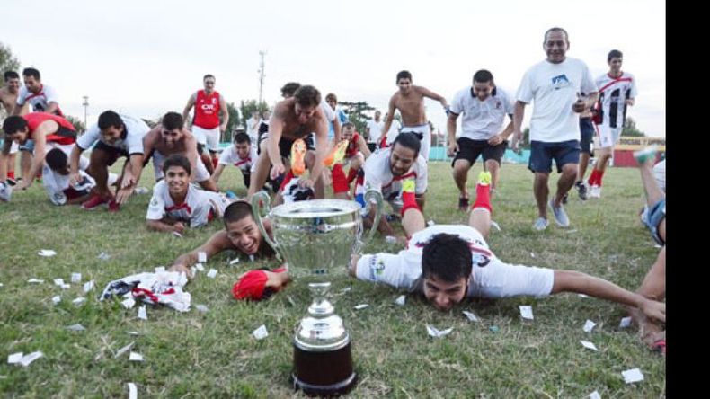 TÍTULO 2015. Training Code ganó las dos ediciones anteriores..