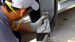 En la provincia de Buenos Aires buscan modificar el sistema vigente de grabado de autopartes, buscando disminuir el valor de los autos 0km. En la provincia de Buenos Aires buscan modificar el sistema vigente de grabado de autopartes, buscando disminuir el valor de los autos 0km.