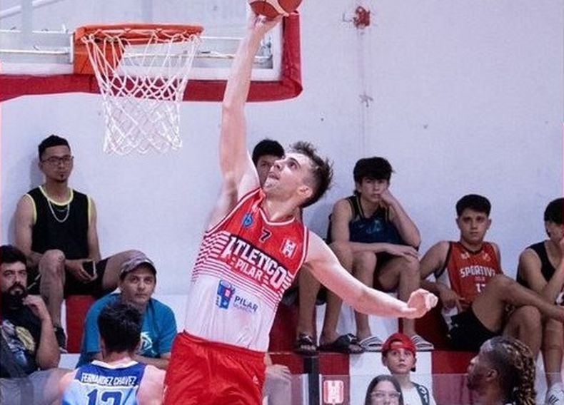 Atlético Pilar se ilusiona con la vuelta de la plasticidad de Joaquín Marcón.