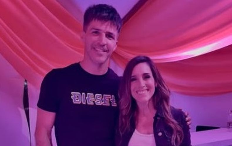 Matías Rossi junto a Soledad Pastorutti, luego del show.