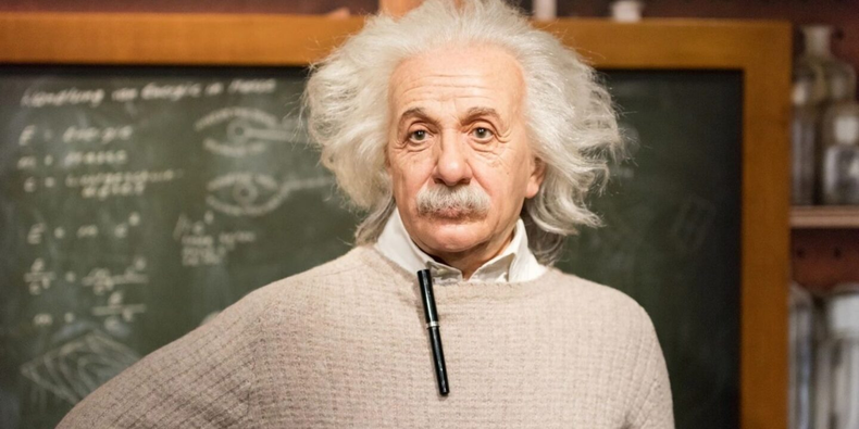 Albert Einstein, el científico más importante de la historia. (curioseamos.com)..png