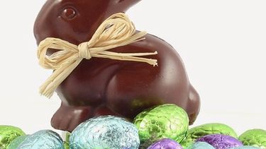 huevos y conejos de chocolate, curiosidades de la pascua