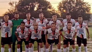 EQUIPO. Manzanares sumó su primer punto en el certamen.
