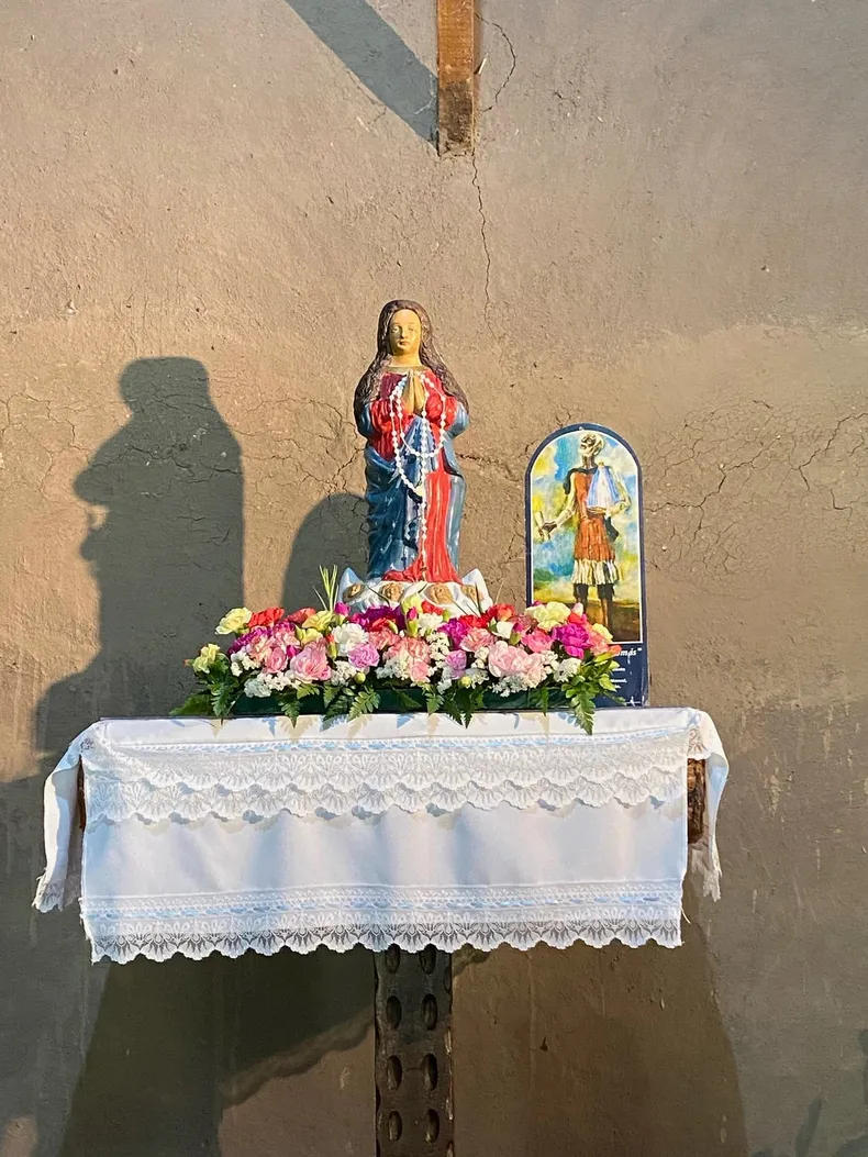 El altar de la Capilla en El Lugar del Milagro. (Archivo).