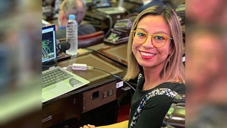 SIN SERVICIOS. Adriana Cáceres apunta contra las usurpaciones..