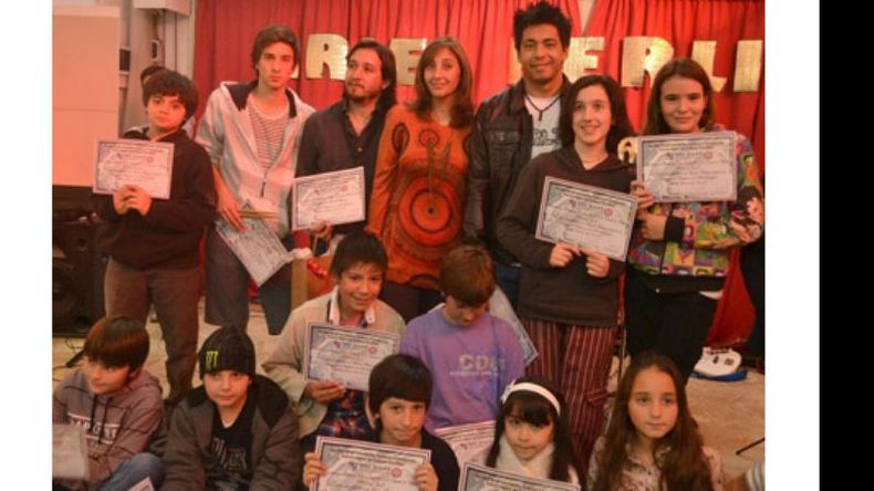 Reconocimientos. Los participantes de la muestra en la Casa de la Cultura..