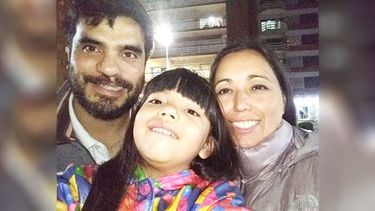 EN FAMILIA. La foto que compartió Damián Espíndola junto a su emotivo posteo..