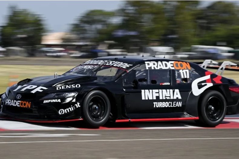 Matas Rossi tuvo un buen regreso al TC con el 8 tiempo en Viedma