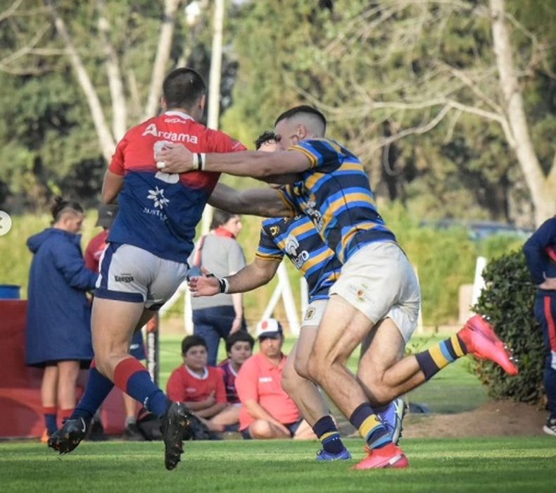Deportiva Francesa viene de ganar en San Albano