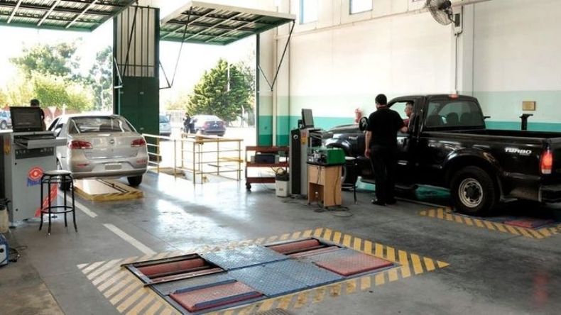 MENOS COLAS. Buscan agilizar la atención y la entrega de turnos para la verificación..