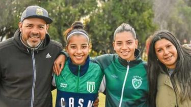 Las hermanas Tappia son protagonistas de la Primera B de AFA con San Miguel y Sarmiento de Junín.