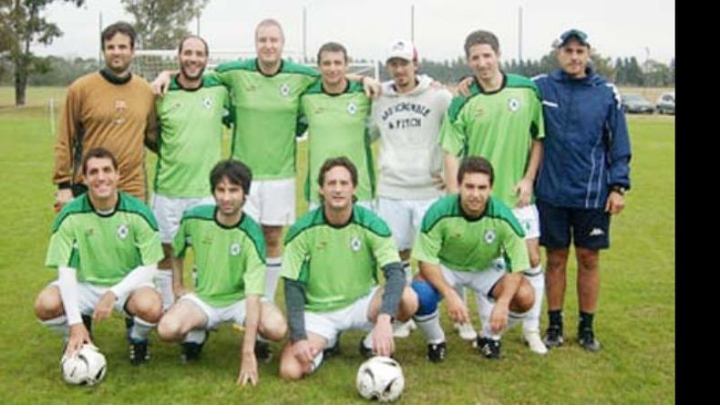Highland empató 2-2 como local ante Hindú, por el Apertura de Junior B..