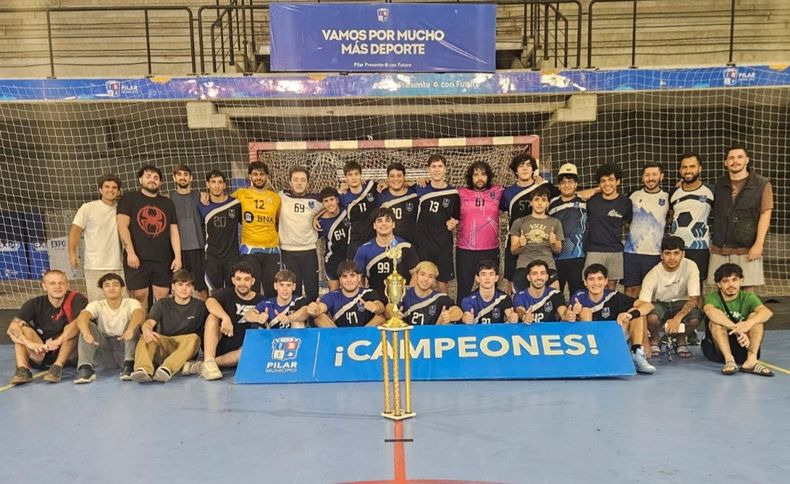 Campana se llevó el trofeo masculino de la Copa Pilar de handball.