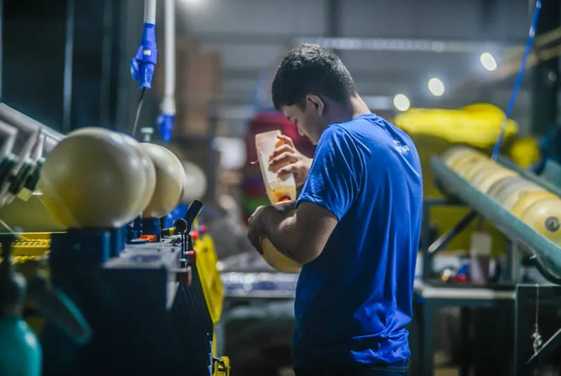 EN ALERTA. El Parque industrial de Pilar redujo en un 20% sus trabajadores.