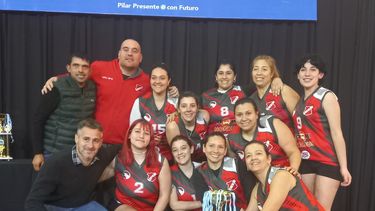 Sportivo Pilar se llevó el título en la rama femenina de la Copa Municipal de Vóley.
