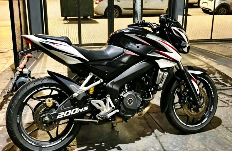 La moto tenía los números de chasis y motor adulterados.&nbsp;