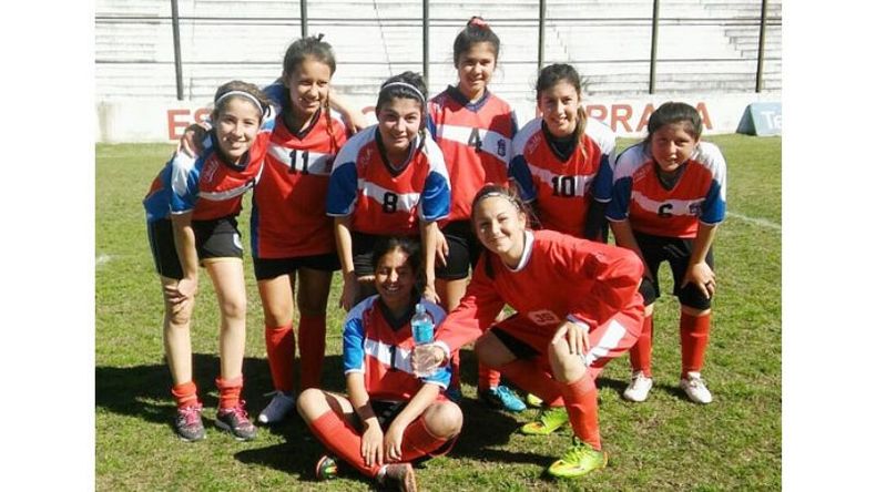EFICACIA. En Cadetes, Las Gauchitas barrieron 3-0 a Escobar y Exaltación de la Cruz..