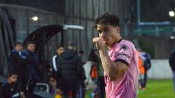 CHUPETE. Brian Martin le dedicó el gol a su hijo.