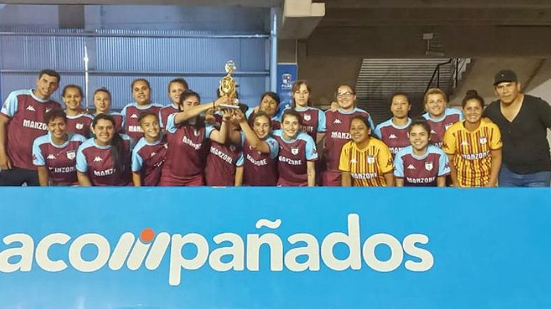 Deportivo Manzone se quedó con el tercer puesto..
