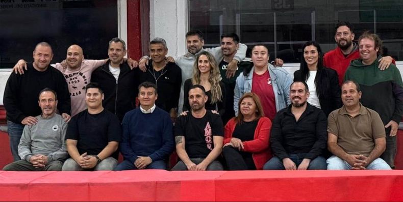 La nueva comisin de Sportivo Pilar consagrada el domingo