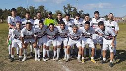 LÍDER. El equipo de Villa Rosa que ganó y es único puntero de la B..