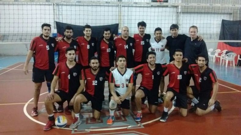 Derqui se impuso 3-0..