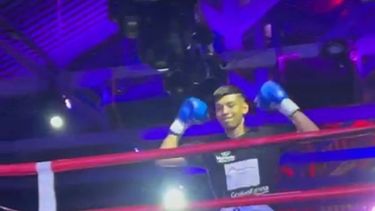 SALUDO. Maravilla Benítez en la presentación del combate.