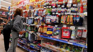 MÁS CAROS. Los útiles llegan con aumentos de hasta el 40% respecto al año pasado..