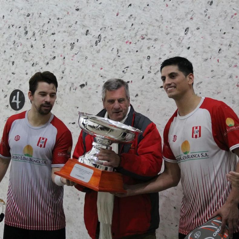 Atlético Pilar dueño de la Copa del Apertura 2023 de la Federación Metropolitana.