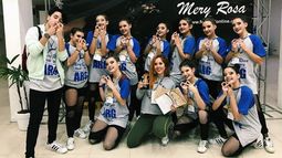EQUIPO. El grupo dirigido por Mime Gorosito..