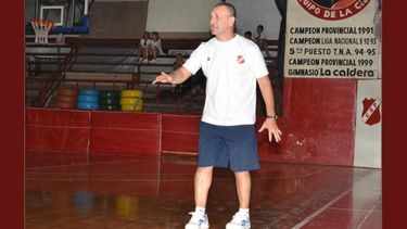 FIRMA ASTURIANO. “Para los clubes es una situación difícil, no solo por la pandemia, sino por lo económico.”.