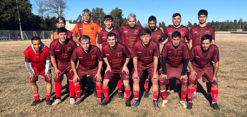 BATACAZO. Capitanes de Aguilar dio la nota al ganarle en el Rancho a Atl&eacute;tico Pilar.