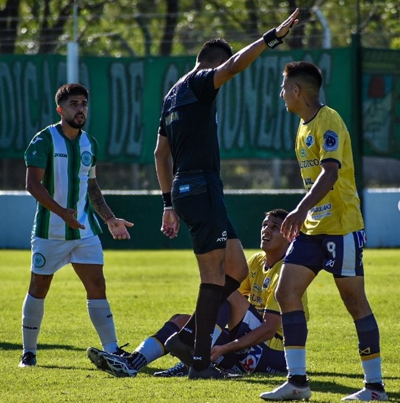 La Fraternidad tiene que ganar la revancha para llegar a la final de la región.
