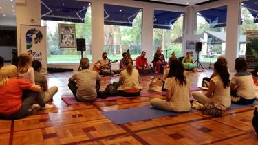 Pilar meditó una vez más