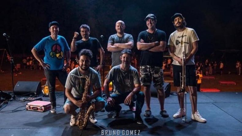 Vuelta al ruedo. Humildes Tártaros y su retorno al escenario después de 15 meses. Fue el domingo pasado en Parque Pilar, del Instituto Pellegrini. .